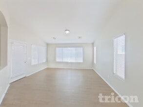 40907 W Robbins Dr in Maricopa, AZ - Foto de edificio - Building Photo