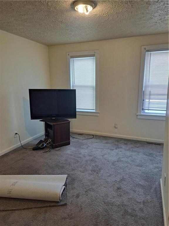 72 Saratoga Ave in Rochester, NY - Building Photo - Building Photo