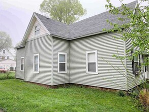 812 W University Ave in Muncie, IN - Building Photo - Building Photo