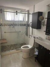 471 Ives Dairy Rd, Unit 101-3C in Miami, FL - Building Photo - Building Photo