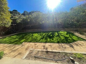 1213 Manitou Rd in Santa Barbara, CA - Building Photo