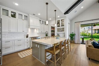 412 Sitlington Ln in Austin, TX - Building Photo - Building Photo