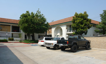 Patricia Terrace in Simi Valley, CA - Building Photo - Building Photo