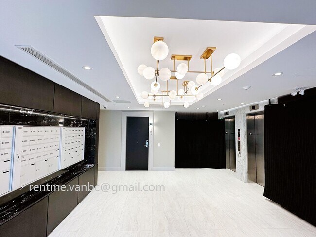 5168 Cambie St in Vancouver, BC - Building Photo - Building Photo