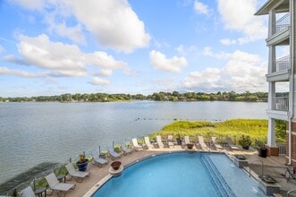 River House Apartments in Norfolk, VA - Building Photo - Building Photo