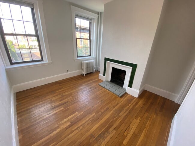 30 Revere St, Unit 7