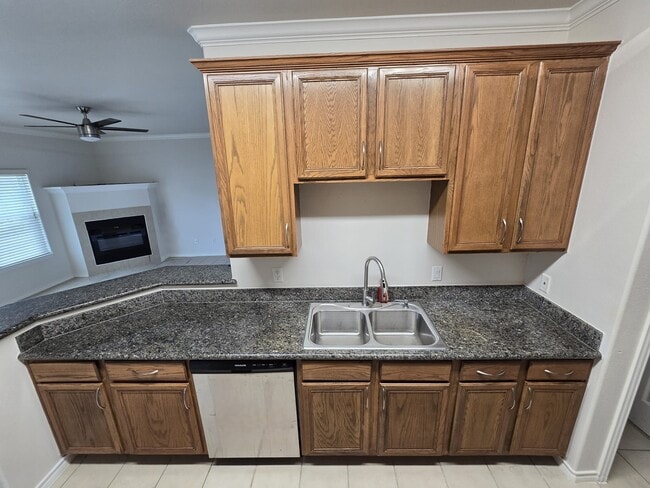 property at 16020 Fountainview Dr