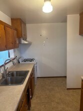 1427 E Jackson St in Long Beach, CA - Building Photo - Building Photo
