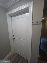 3410 W Commissioner St in Philadelphia, PA - Building Photo