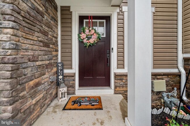 137 Mulberry Dr in Malvern, PA - Building Photo - Building Photo