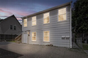 3310 Crawford St, Unit A in Houston, TX - Building Photo