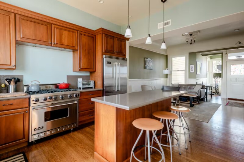 675 Kansas St in San Francisco, CA - Building Photo