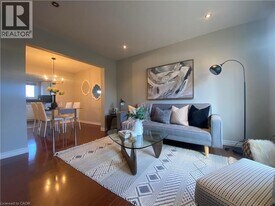 1025 Upper Gage Ave in Hamilton, ON - Building Photo