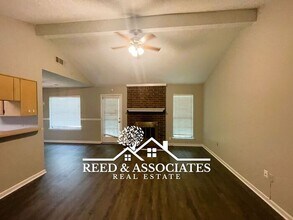 2150 Woodfield Park Rd in Memphis, TN - Building Photo - Building Photo