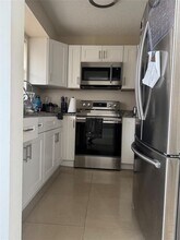 6104 Channel Dr in Greenacres, FL - Building Photo - Building Photo