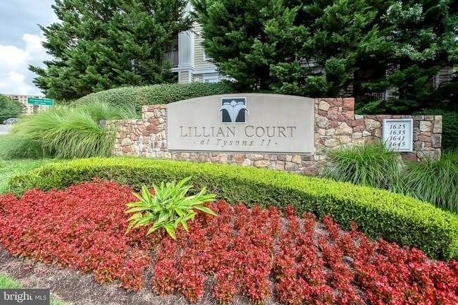1625 International Dr, Unit 109 in McLean, VA - Building Photo - Building Photo