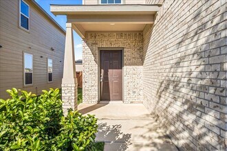 10623 Rayburn Lndg in San Antonio, TX - Building Photo - Building Photo