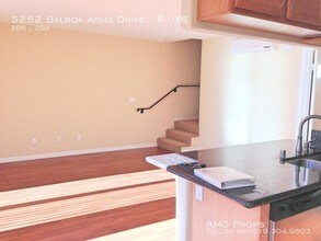 5252 Balboa Arms Dr-Unit -#146 in San Diego, CA - Building Photo - Building Photo