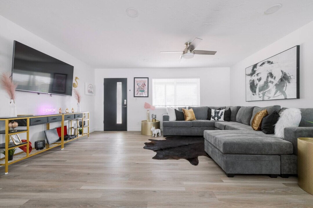 6844 E Willetta St in Scottsdale, AZ - Building Photo