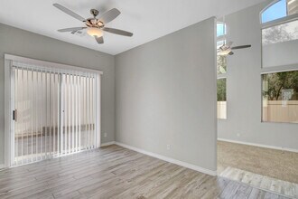 10324 Cherry Brook St in Las Vegas, NV - Building Photo - Building Photo