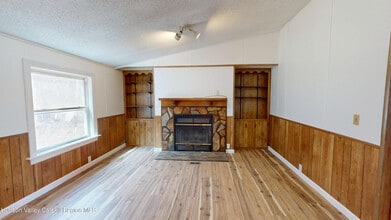 12925 US-9W in West Coxsackie, NY - Building Photo - Building Photo