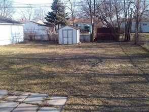 1148 Fall River Rd in Ypsilanti, MI - Building Photo - Building Photo