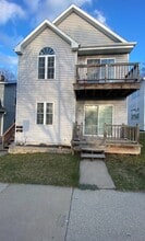 304 S 76th St, Unit 304 Lower in Milwaukee, WI - Building Photo - Building Photo