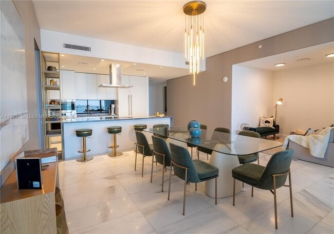 property at 700 NE 26th Terrace