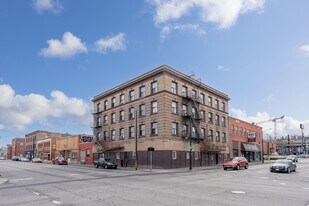 New Washington in Spokane, WA - Building Photo