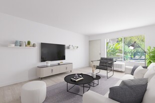 Vista Pines in El Cajon, CA - Building Photo