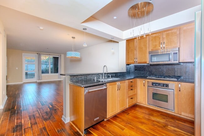 5440 La Jolla Blvd in San Diego, CA - Building Photo - Building Photo