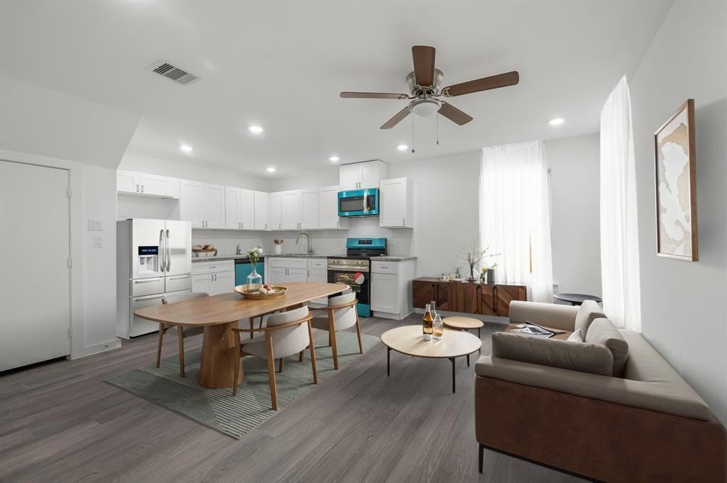 8011 Caddo Rd in Houston, TX - Foto de edificio