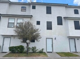 100 W Village Blvd in Laredo, TX - Building Photo