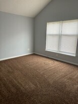 2512 Cedar St in Louisville, KY - Building Photo