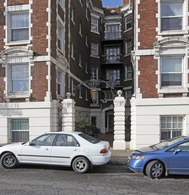 Imperial Arms Apartments in Portland, OR - Foto de edificio - Building Photo