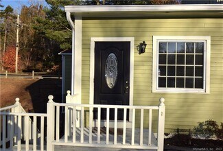 159 Main St in Chester, CT - Building Photo - Building Photo