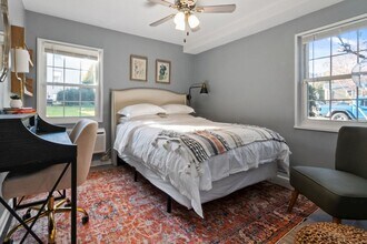 2301 Farrington Ave in Alexandria, VA - Building Photo - Building Photo