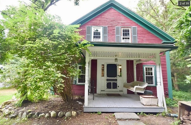 281 Mill Valley Rd in Belchertown, MA - Building Photo - Building Photo