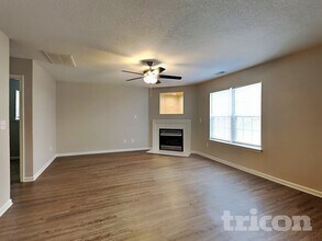 4907 Patricia Ann Ln in Charlotte, NC - Foto de edificio - Building Photo