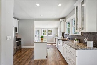 1654 Westhaven Dr SW in Atlanta, GA - Building Photo - Building Photo