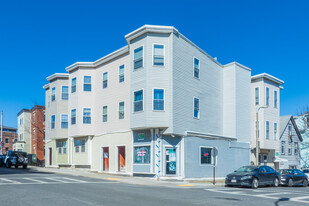 174-180 Maverick St in Boston, MA - Building Photo