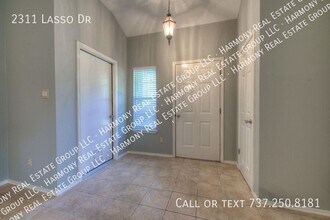 2311 Lasso Dr in Round Rock, TX - Building Photo - Building Photo