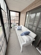 5440 3 Points Blvd in Mound, MN - Building Photo - Building Photo