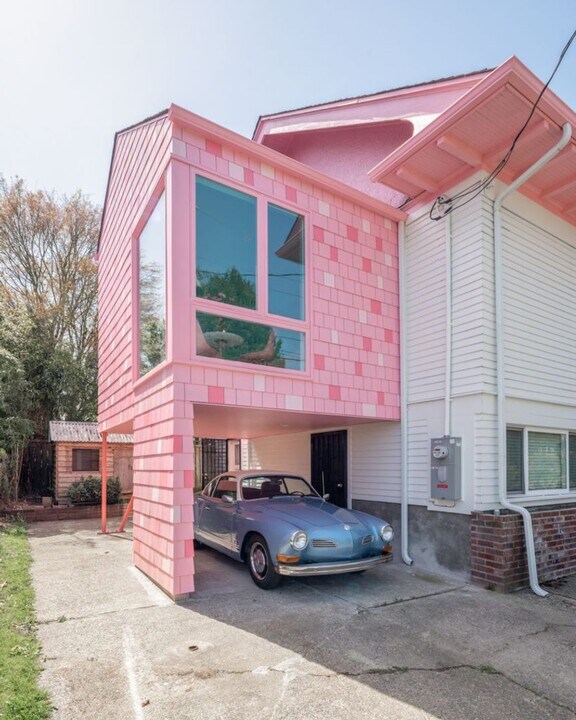 2802 17th Ave S in Seattle, WA - Building Photo