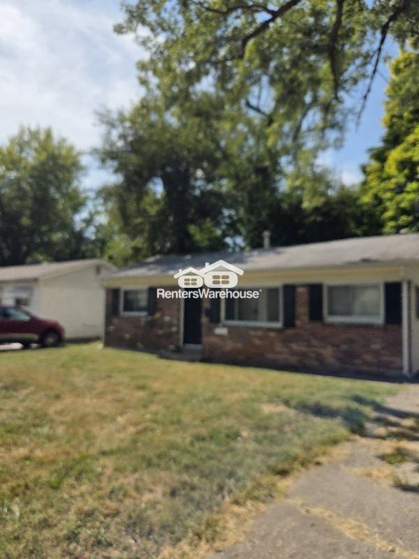 10321 Earl Dr in St. Louis, MO - Building Photo - Building Photo