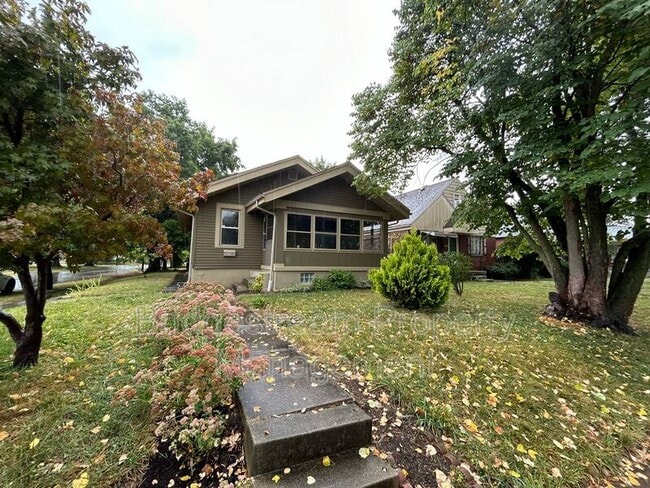 property at 2700 Springmont Ave