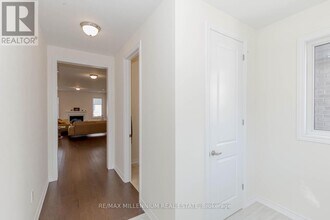 639 Bearberry Pl in Milton, ON - Building Photo - Building Photo