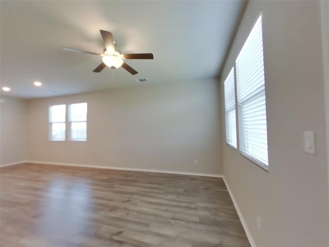 5200 Saddle Clb Dr in Georgetown, TX - Building Photo - Building Photo