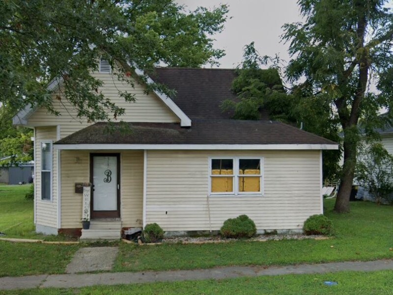 509 S 7th St in Petersburg, IN - Building Photo