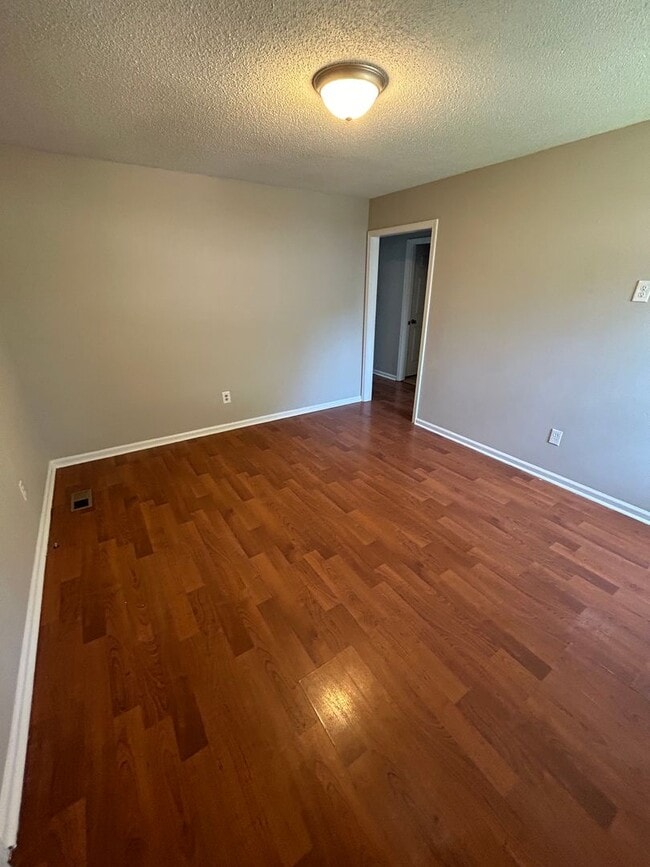 102 Bruce St in Greenville, SC - Building Photo - Building Photo